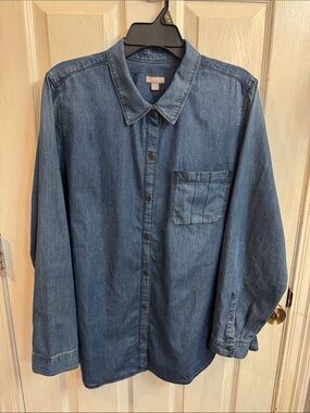 J. Jill Women’s Denim Button-Down Shirt in Blue